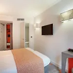 Hotel Eiffel Capitol 3*