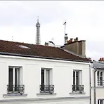Eiffel Capitol Hotel