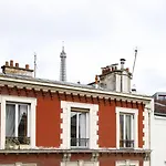 Eiffel Capitol Hotel Paris