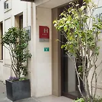 Hotel Eiffel Capitol Paris