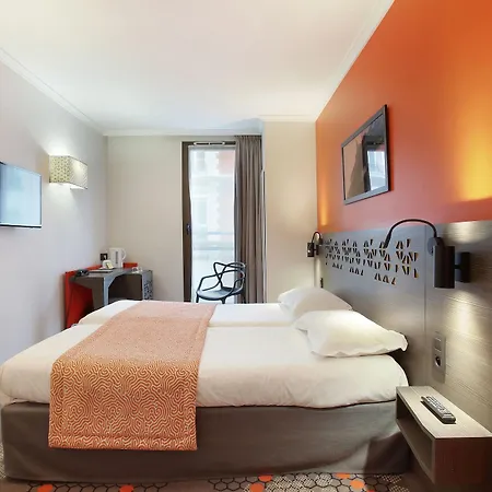 Eiffel Capitol Hotel Parigi