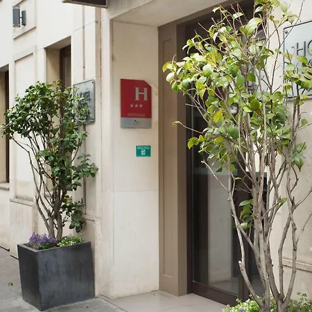 Hotel Eiffel Capitol Parigi