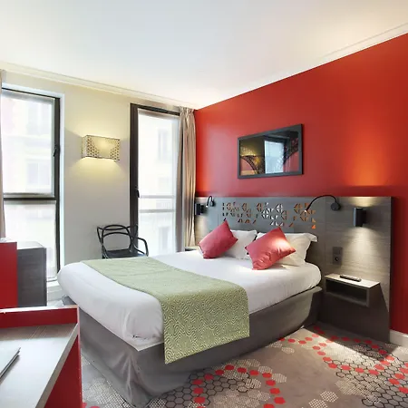 Eiffel Capitol Hotel 3*
