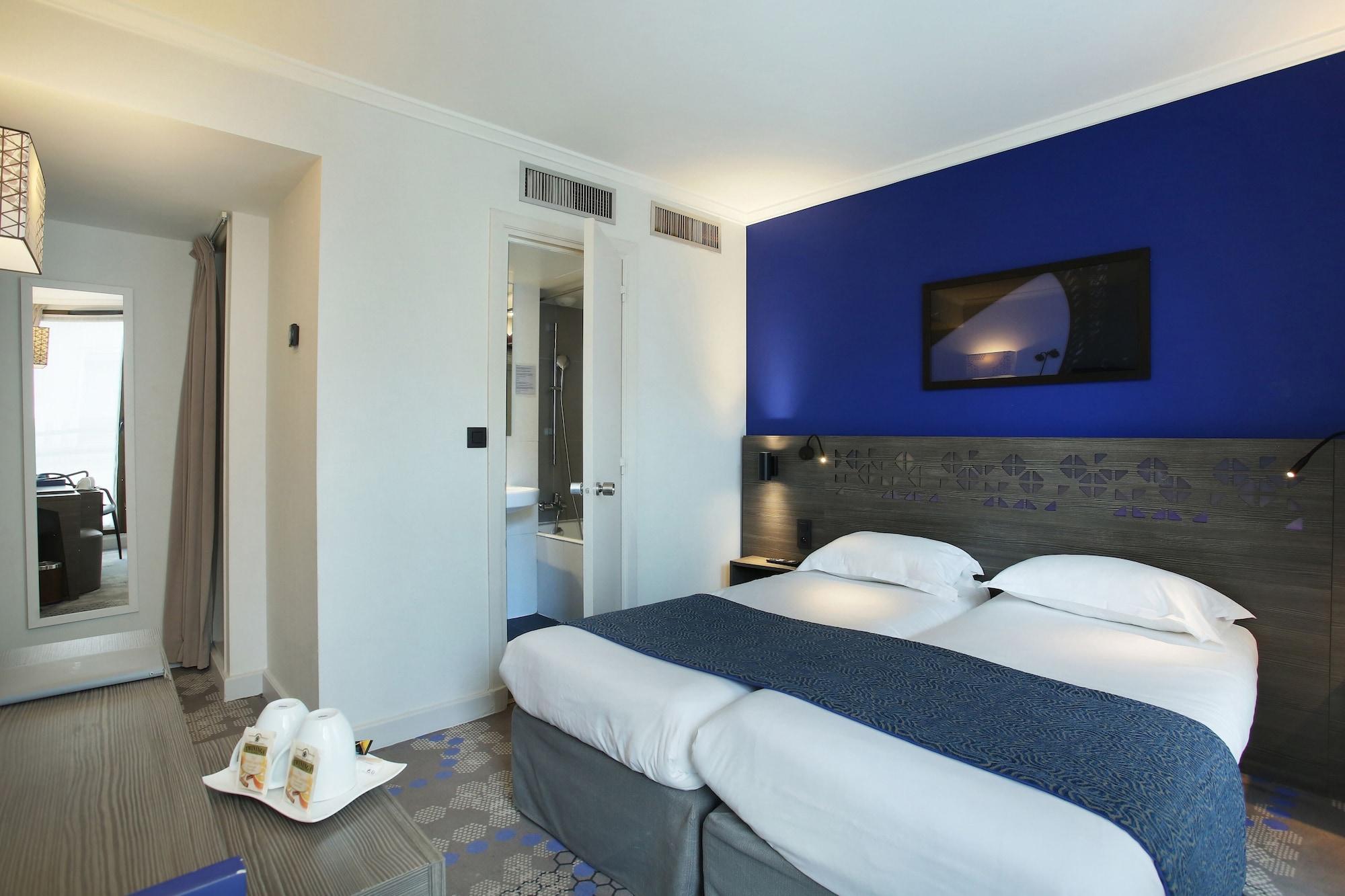 Hotel Eiffel Capitol 3*