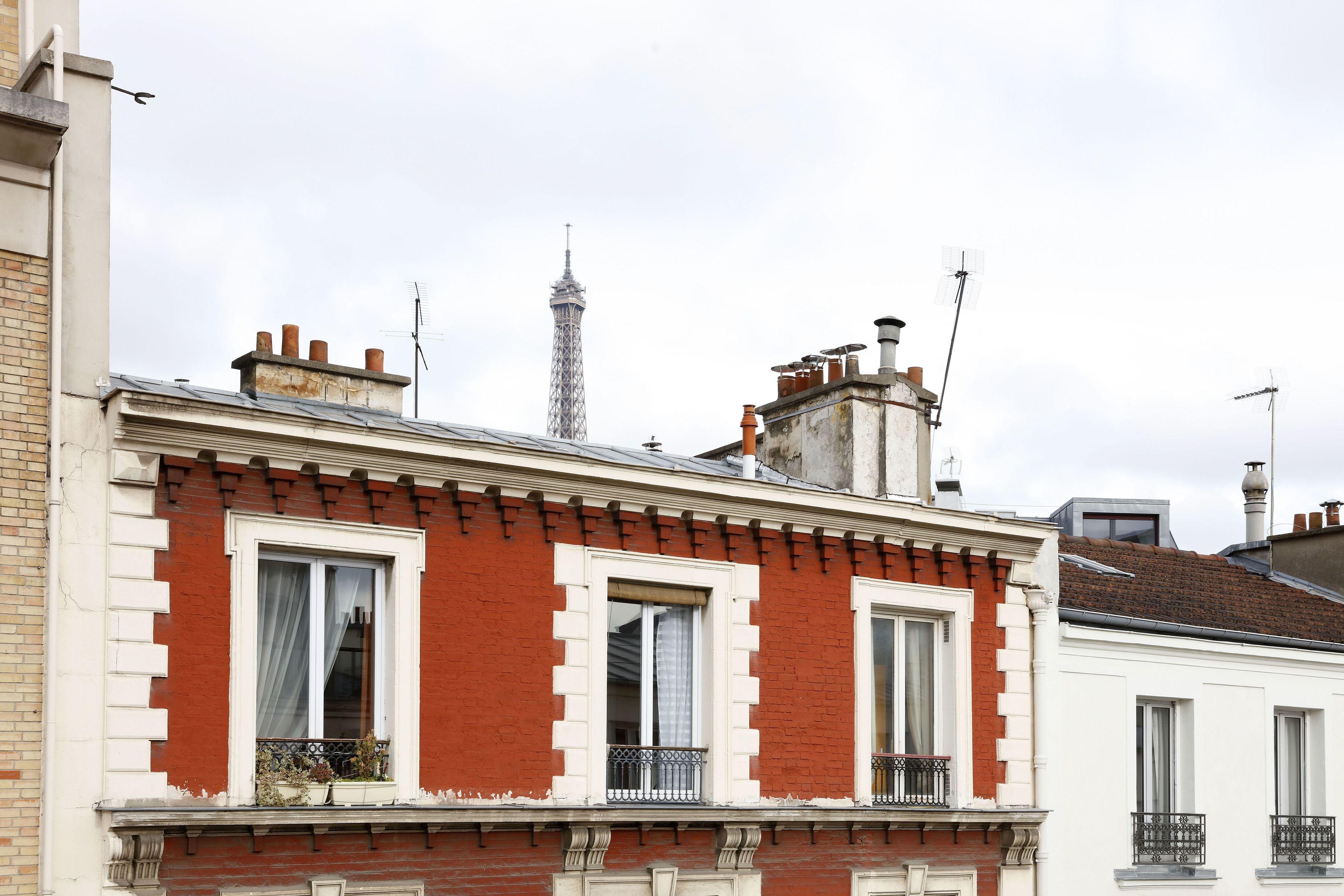 Eiffel Capitol Hotel Paris