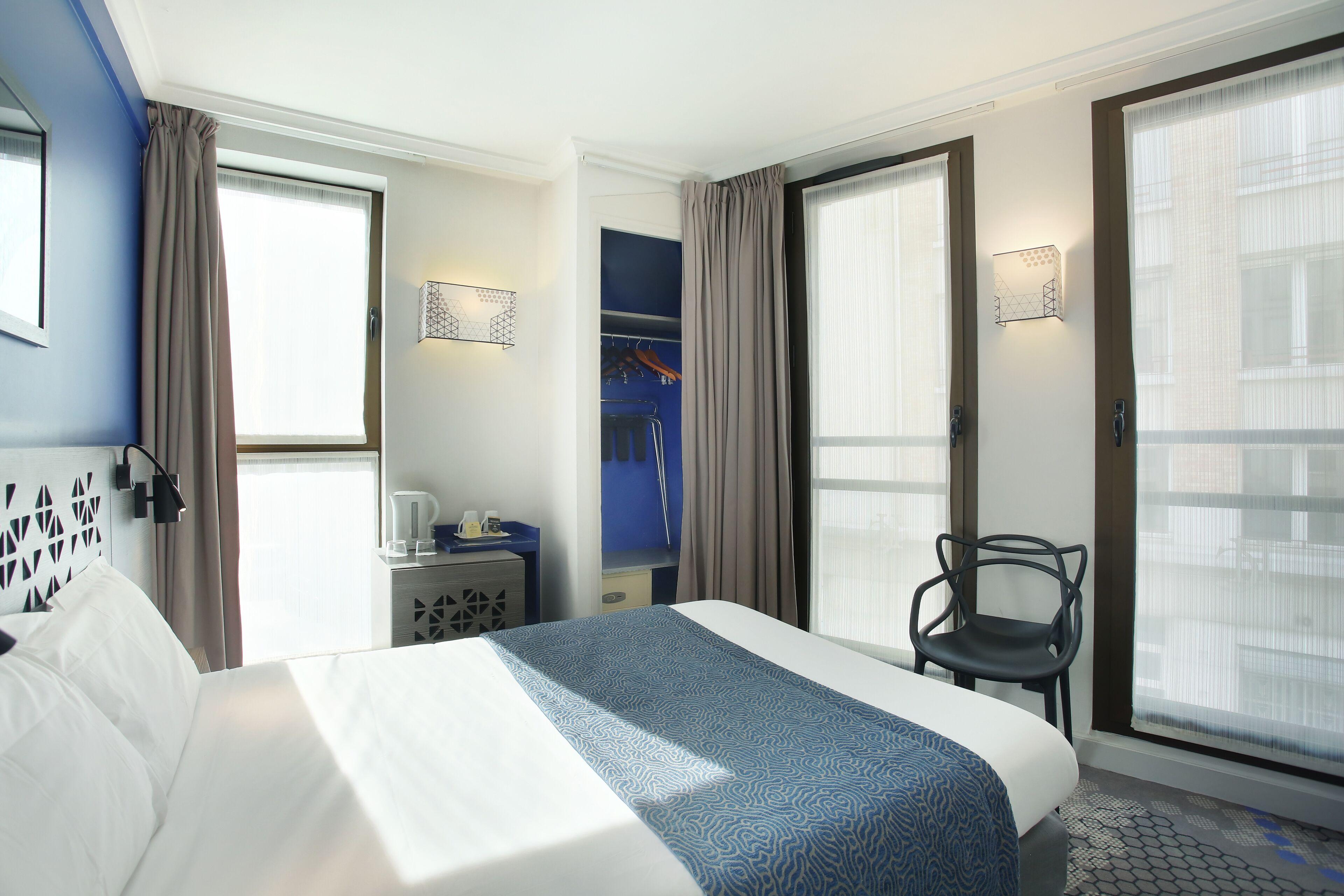 Hotel Eiffel Capitol 3*