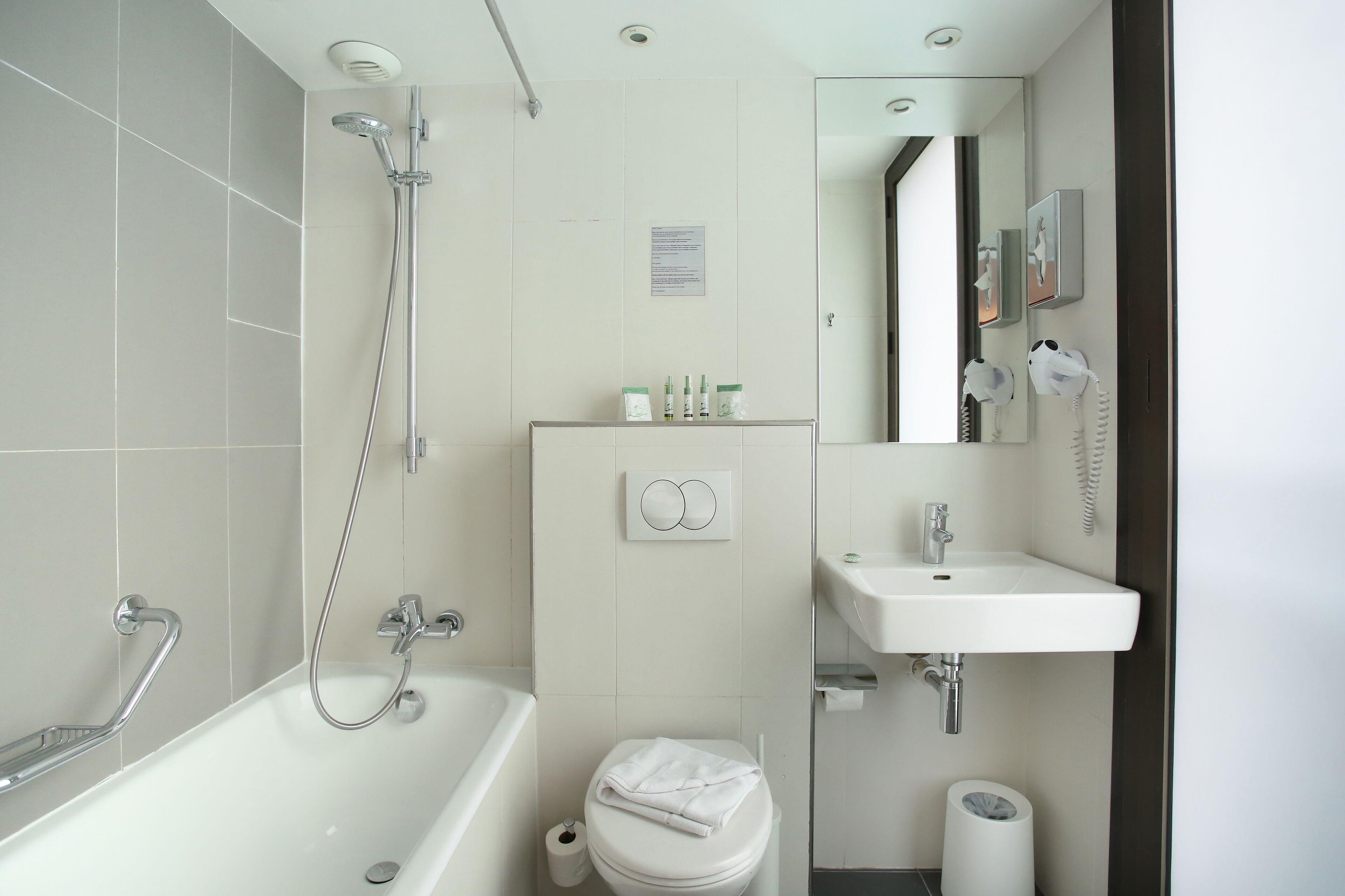 Hotel Eiffel Capitol Paris