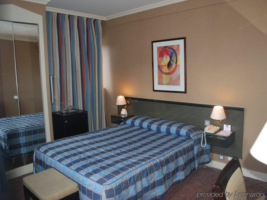 Hotel Eiffel Capitol Parigi