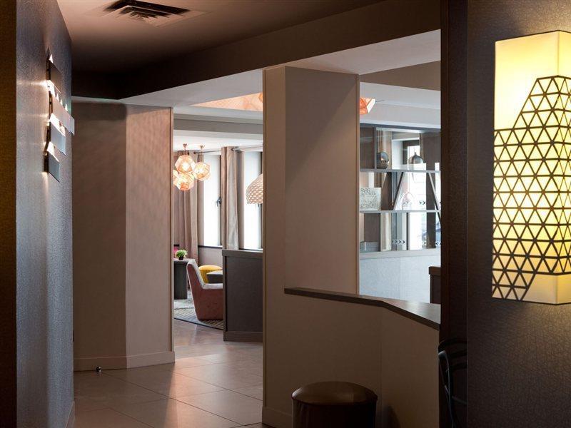 Hotel Eiffel Capitol 3*